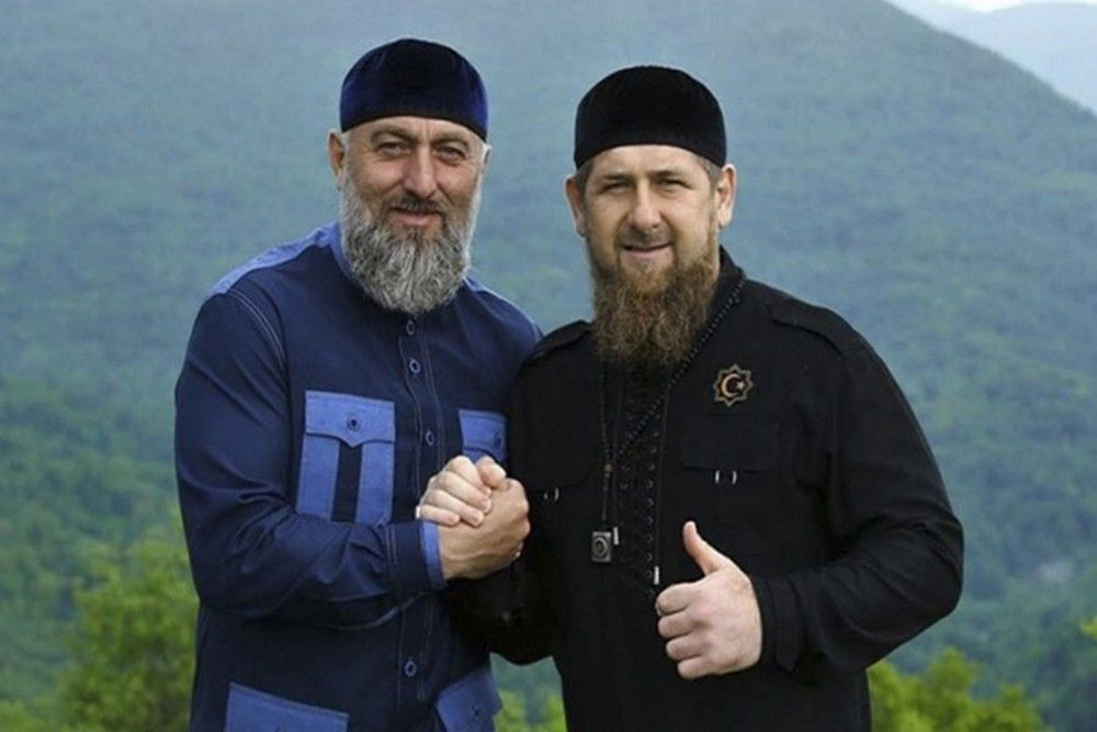 Адам Делимханов и Рамзан Кадыров. Источник: «Чечня сегодня»